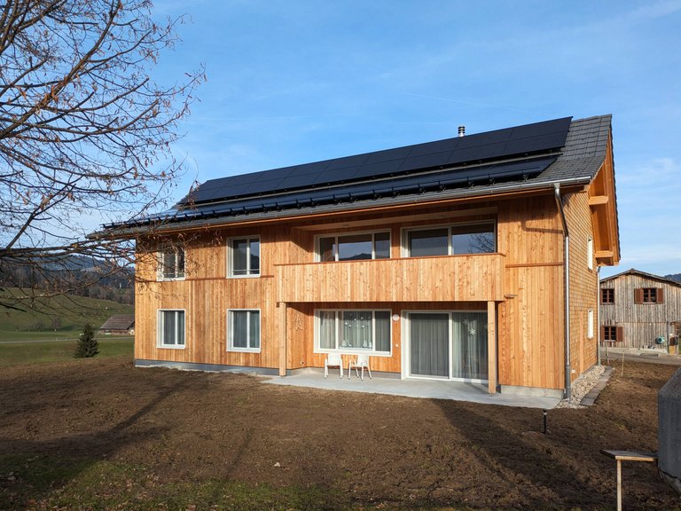 Südwest-Fassade - Zweifamilienhaus, Escholzmatt